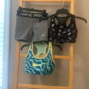 Nike Girls size medium